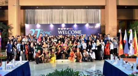 A moment to treasure: A group photo of all delegates representing 10 ACSIC member countries, performers and organising committee of 27th ACSIC Training Programme