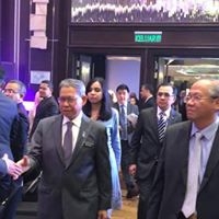 Arrival of Y.B Dato' Sri Mustapa Mohamed, Minister of International Trade and Industry, accompanied by CGC's President/ CEO, Datuk Mohd Zamree Mohd Ishak and ADFIM's Chairman, Dato' Razman Mohd Noor